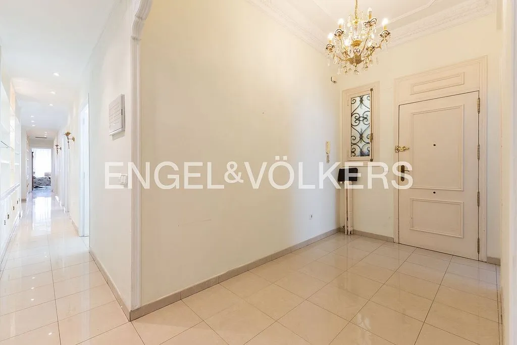 Entrée - Apartment with Balcony in Gran Vía, Valencia