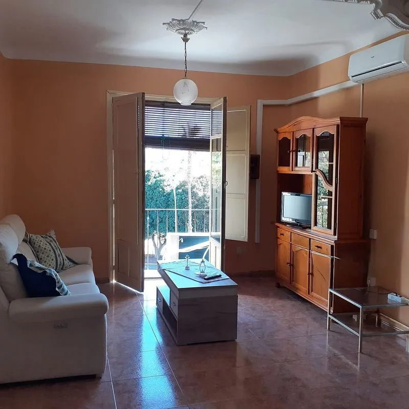 Elutuba - Furnished Studio with Balcony in Murcia Centre