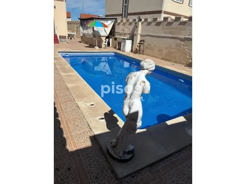 Bassein - Chalet with Pool in Las Ventas de Retamosa