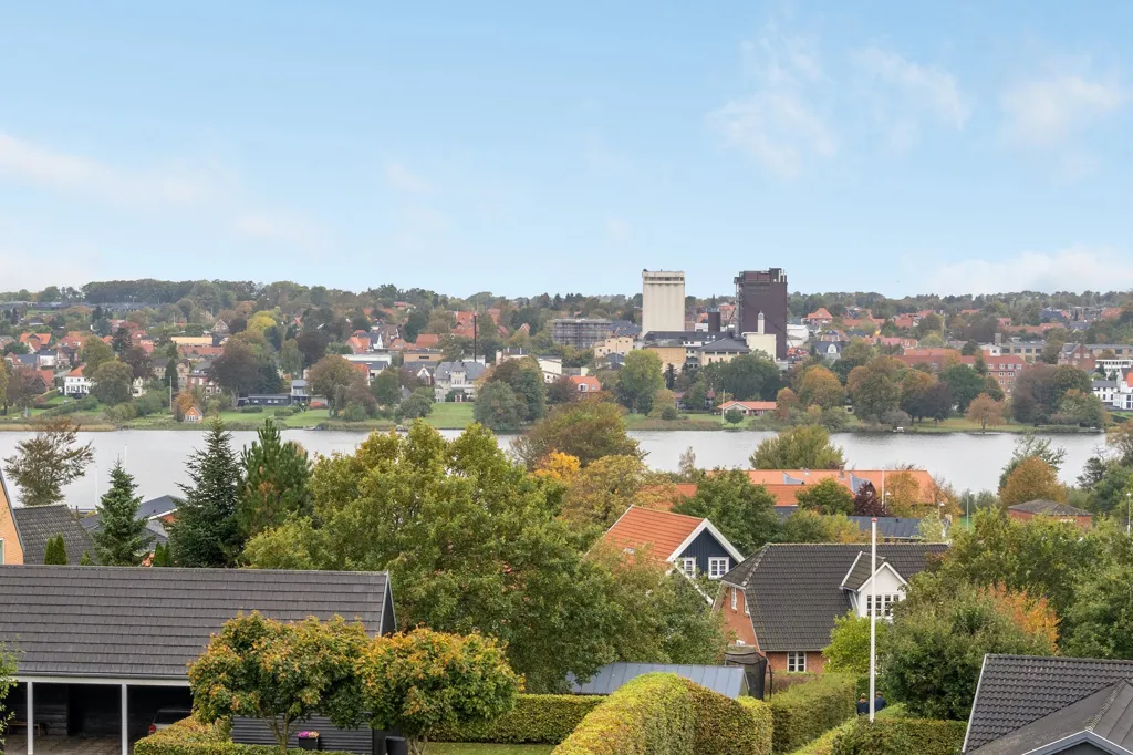 Aed - Year-Round Plot with 5G Coverage in Haderslev