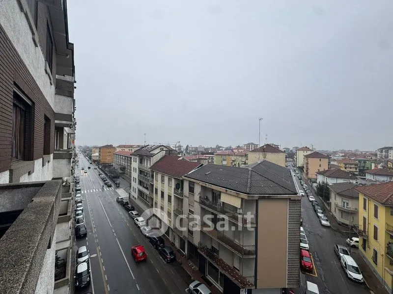 Balcon - Trilocale with Balcony in Vercelli