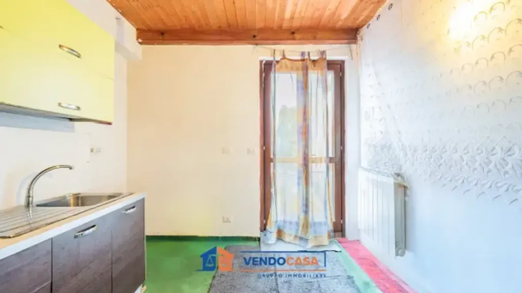 Cucina - Apartment with Garden View in Savigliano