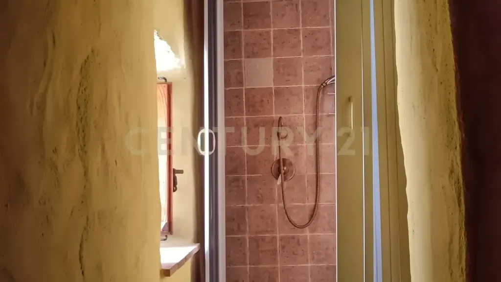 Salles de bain - Rustic Terraced House in Abbadia San Salvatore
