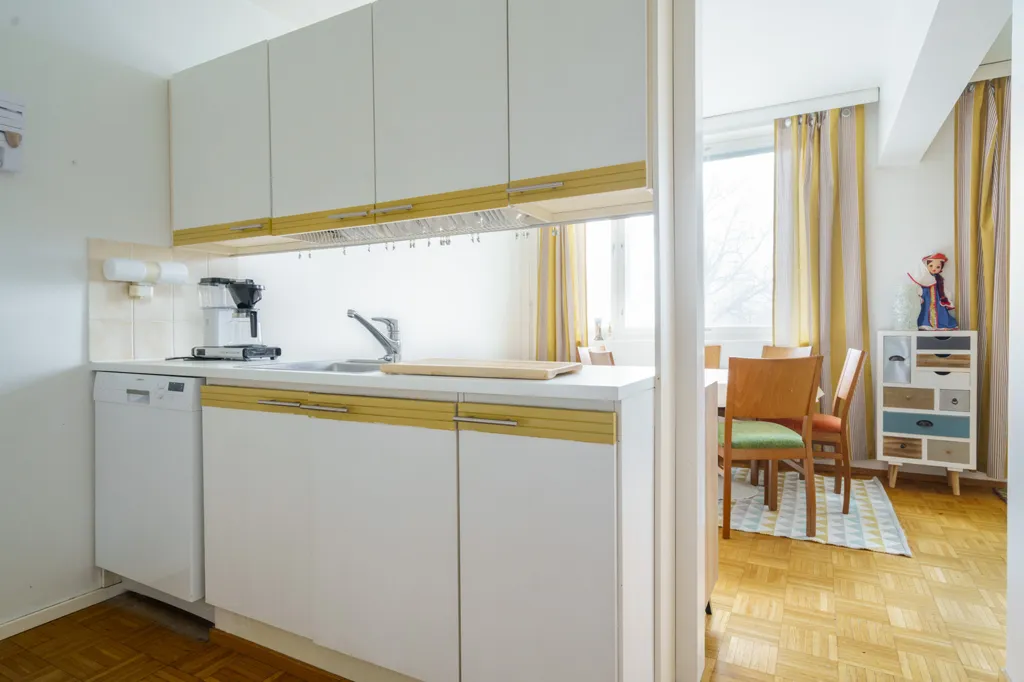 Köök - Apartment with Balcony in Forssa Centre