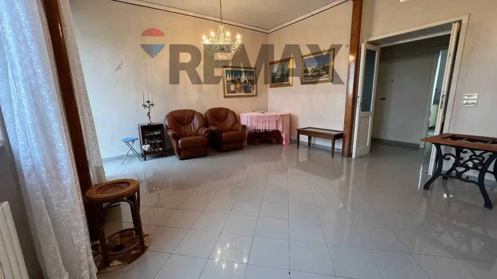 Séjour - Spacious Apartment with Balcony in Chieti