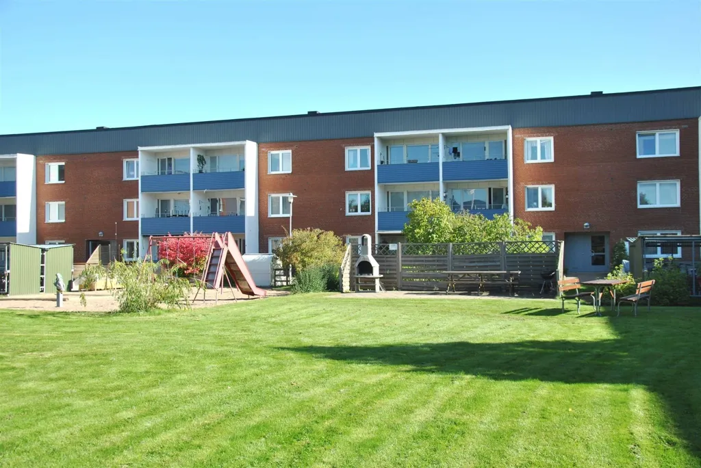 Jardin - Apartment with South-East View in Vänersborg