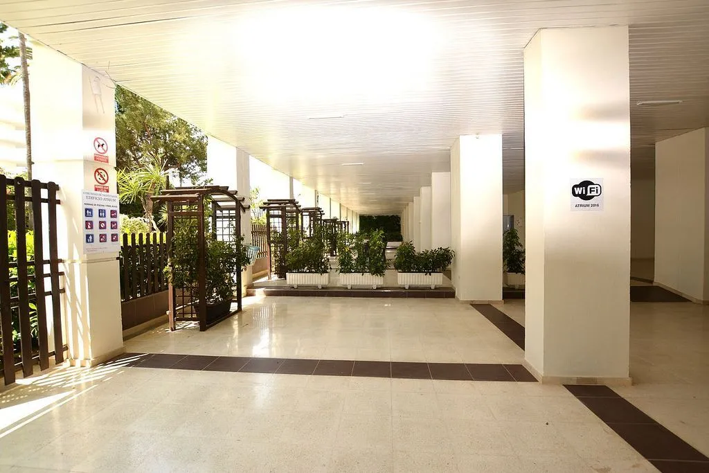 Esik - Apartment with Pool and Terrace in Marbella