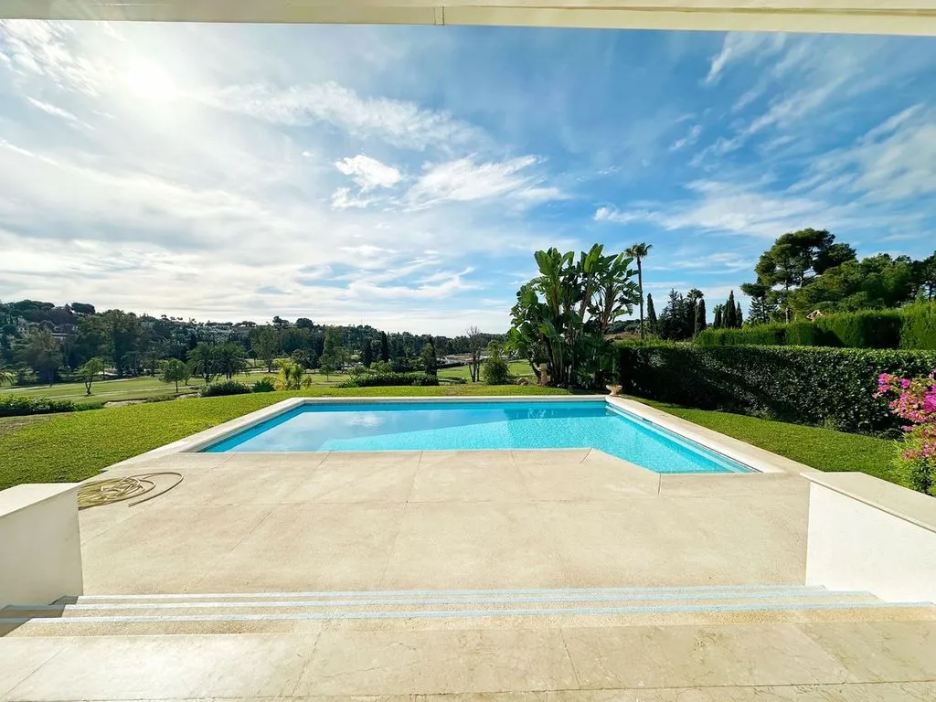 Piscine - Luxury Golf Villa with Pool in El Paraíso