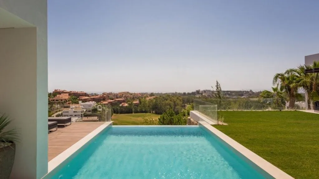 Piscine - Luxury Villa with Sea View in Benahavís
