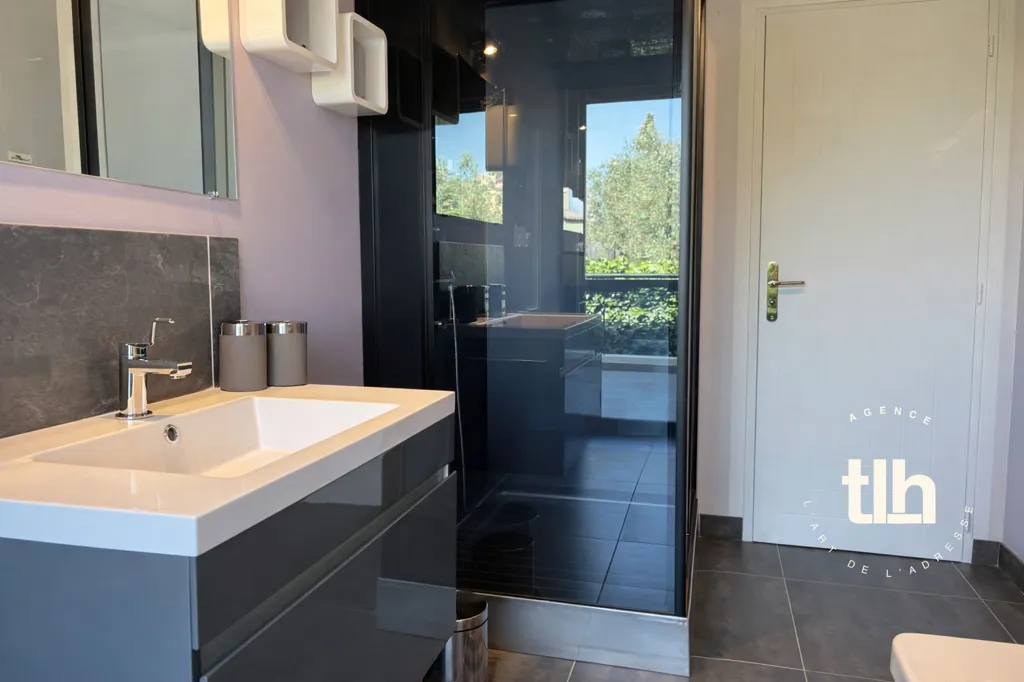 Vannitoad - Contemporary Villa with Pool near Montpellier