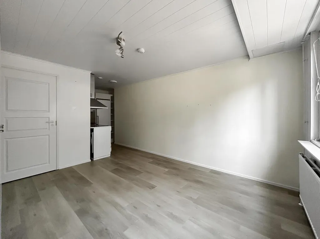 Pièces - Stylishly Renovated Flat with Terrace in Puijonlaakso