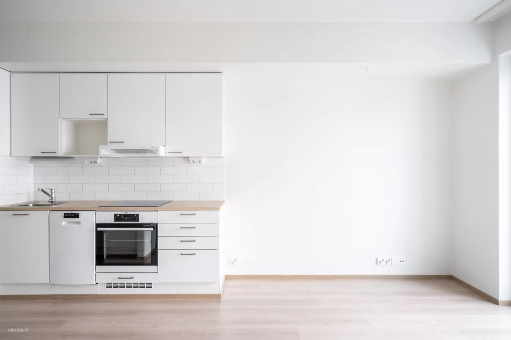 Cucina - Modern Studio Flat with Balcony in Vermonniitty, Espoo