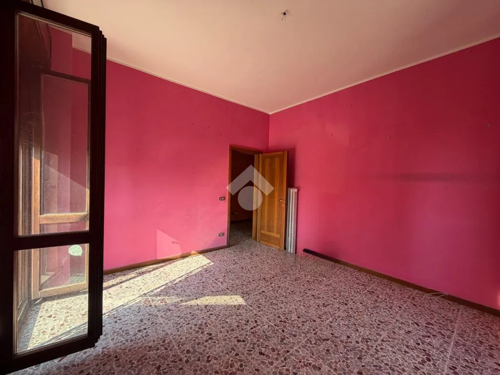 Toad - 3-Bedroom Apartment with Terrace in Modena