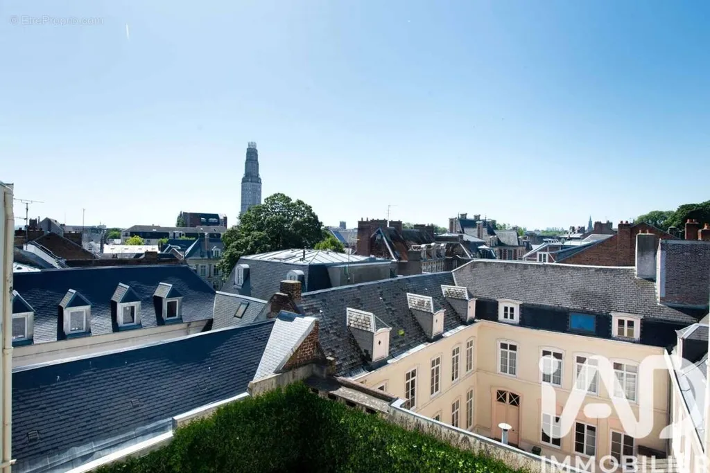 Appartement Lumineux avec Vue Cathédrale à Amiens