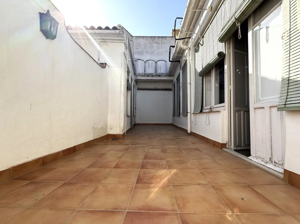 Aed - Historic House with Potential in Puente Genil