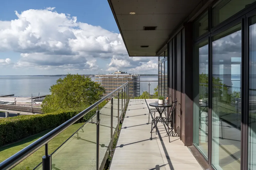 Balcon - Architectural Villa with Sea View in Helsingborg