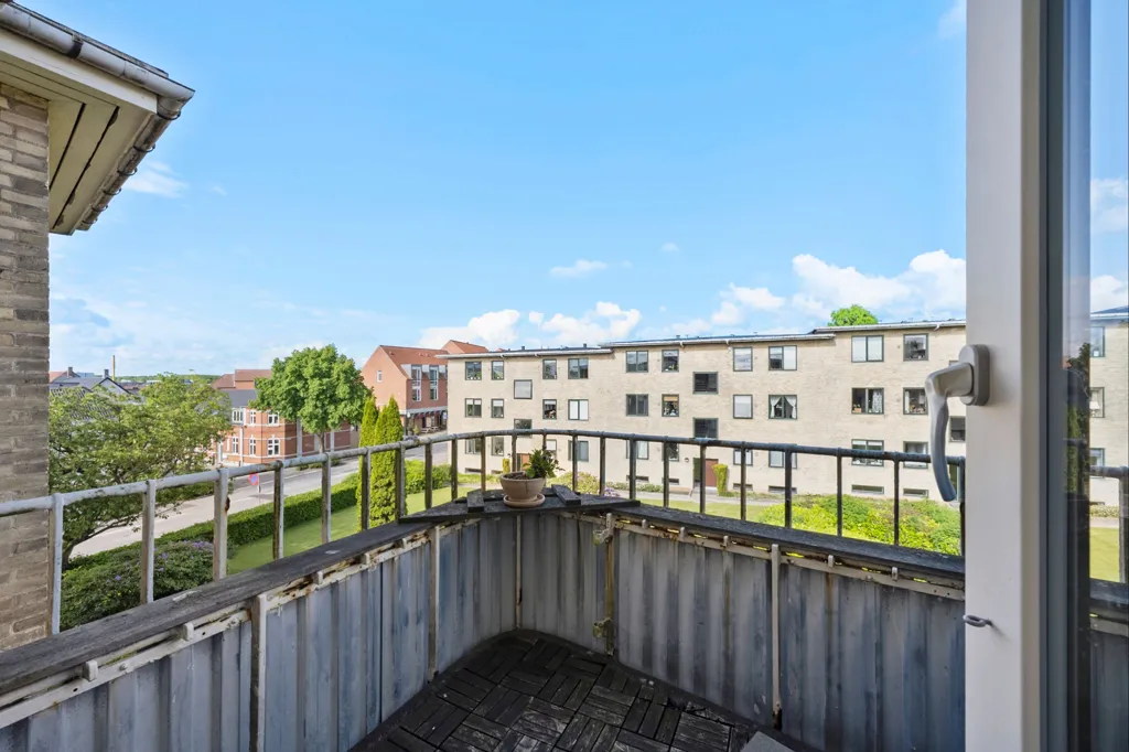Balcon - Apartment with Balcony in Central Viborg