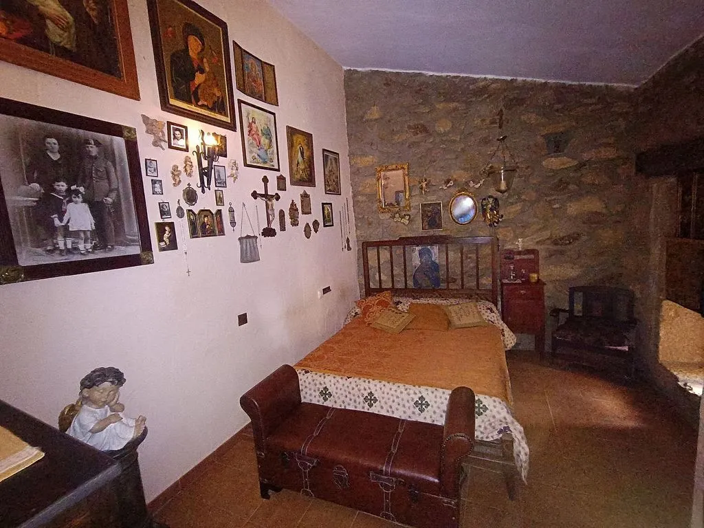 Dormitorios - Historic Chalet with Piscina in Sierra De Gata