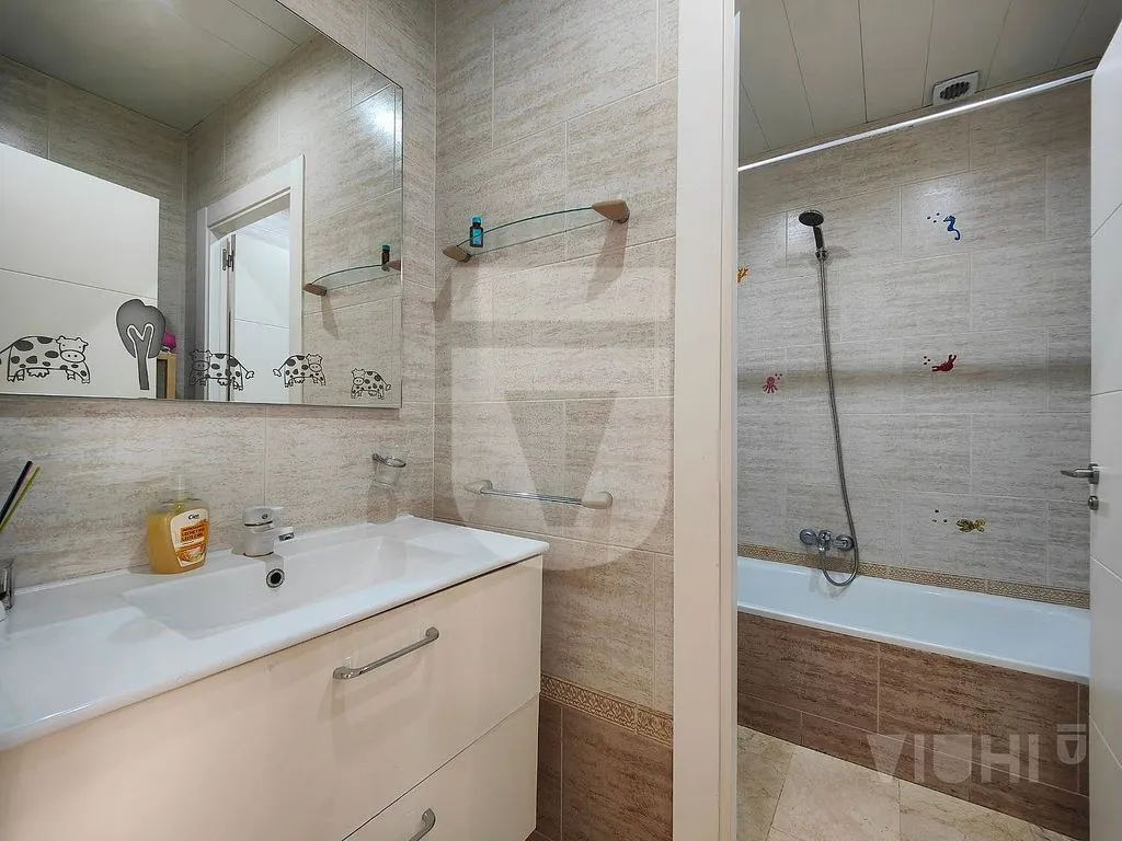 Bagni - Duplex Flat with Patio in Montgat