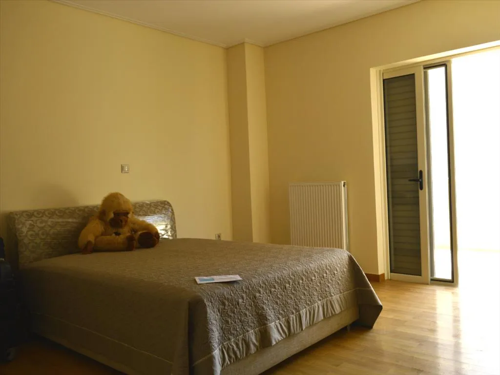 Magamistoad - Detached House with Pool in Varkiza