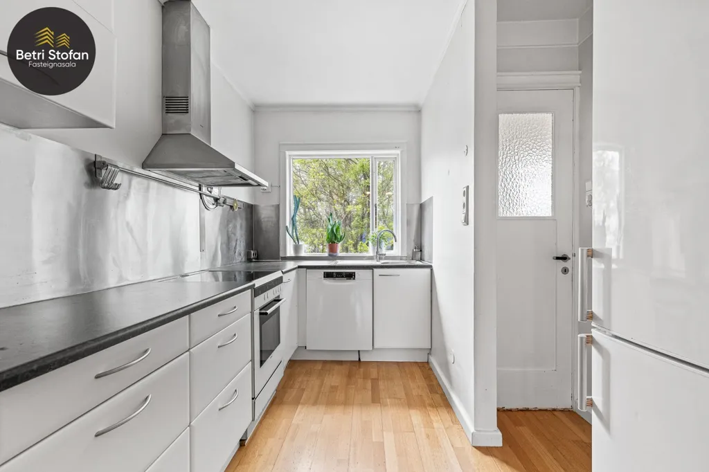 Köök - Stein-built Flat with Balcony in Reykjavik