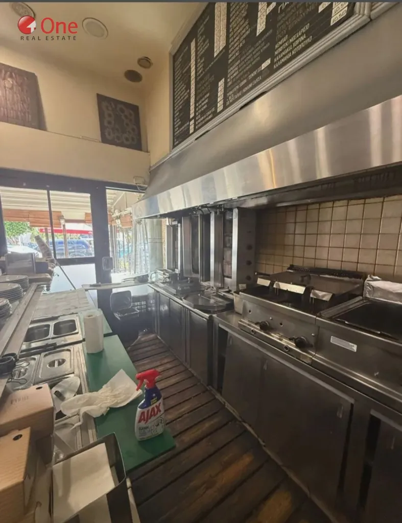 Cucina - Shop with East-Midday View in Peristeri Centre