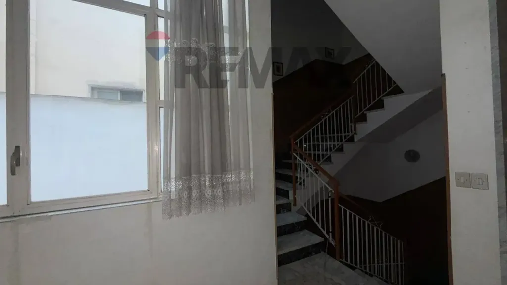 Stanze - Three-Bedroom Apartment with Balcony in Modugno