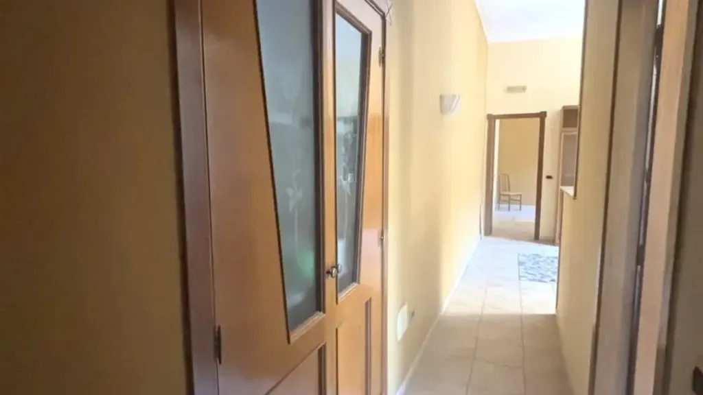 Esik - Studio Apartment in Central Calata Capodichino, Naples
