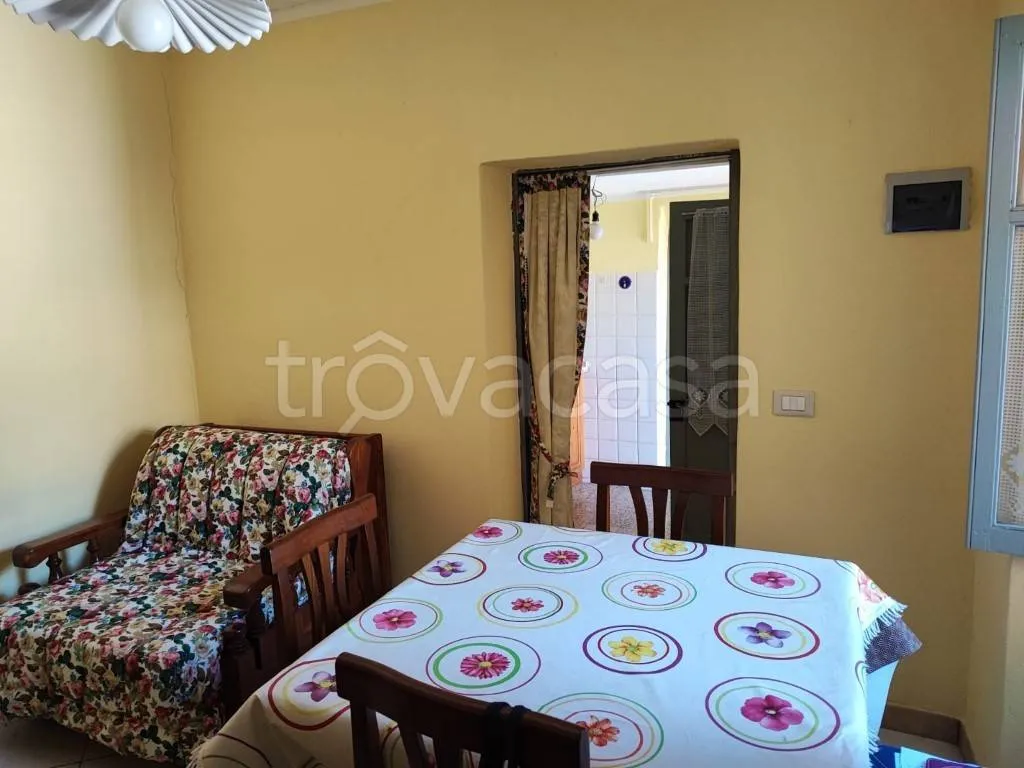 Söögituba - Town Centre Apartment with Balcony in Frassino