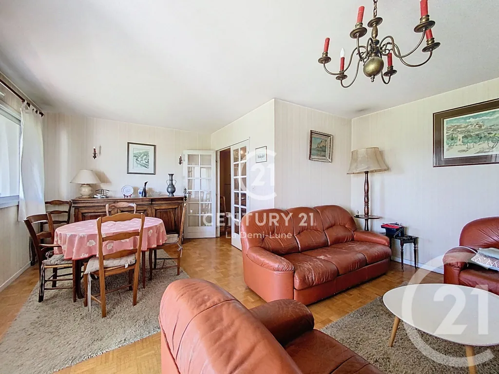 Séjour - Appartement 5 Pièces avec Balcon Vue sur Fourvière à Lyon 9e