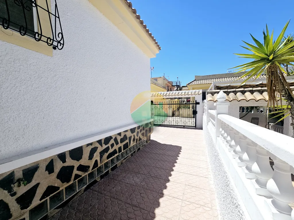 Terrass - Semi-Detached with Private Pool in Camposol