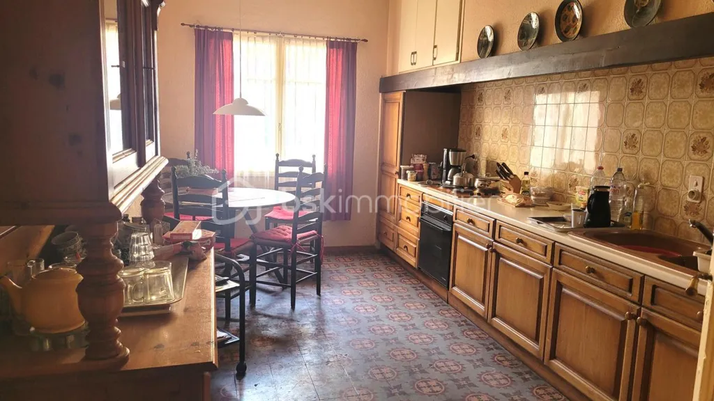 Köök - Village House with Garden in Salles-d'Aude