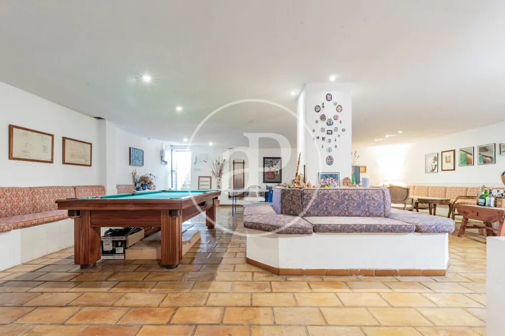 Toad - Chalet with Pool in Parque Conde de Orgaz