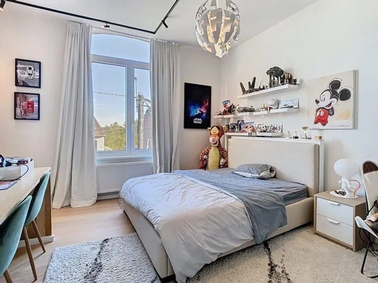 Magamistoad - Bright 3-Bed Flat with Terrace in Genval