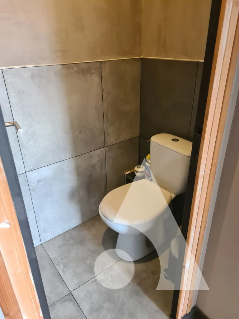 Vannitoad - Modernised Flat with Balcony in Draguignan