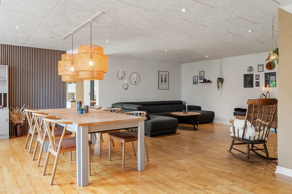Salle à manger - Modern Villa with Extensive Land in Sinding