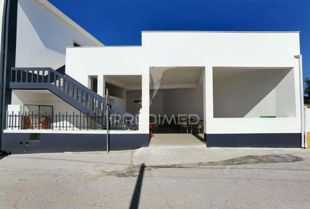 Välivaade - Restaurant with Terrace in Santarém