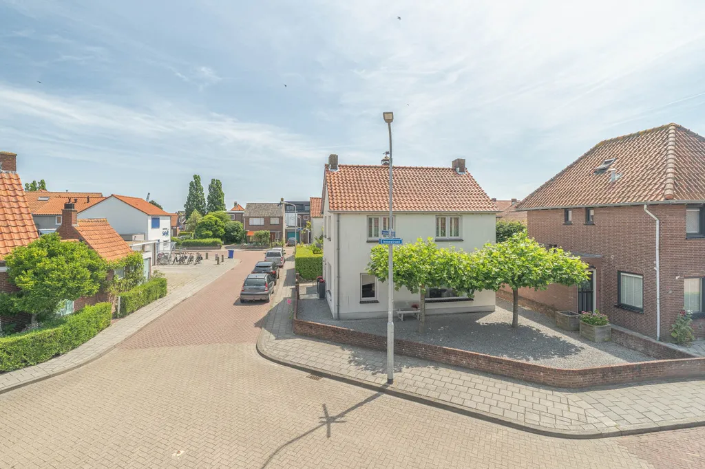 Exterior - Detached House with Private Garden in Yerseke