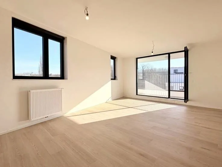 Pièces - Appartement à Jambes, Proche de la Rue Julie Dessy