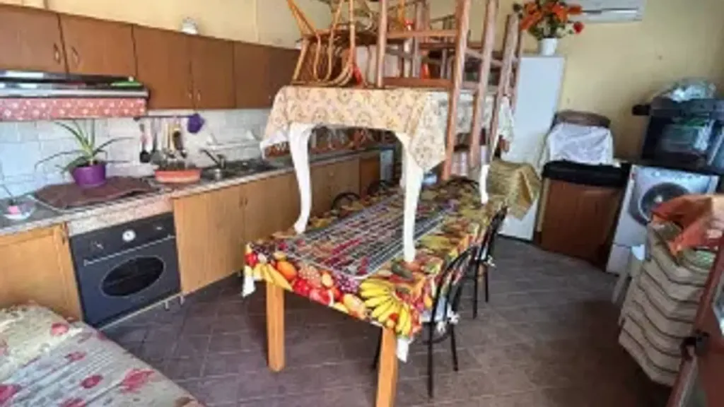 Köök - Single-Storey Villa with Garden in Luzzara