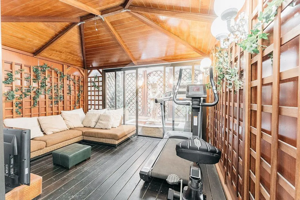 leisure_room