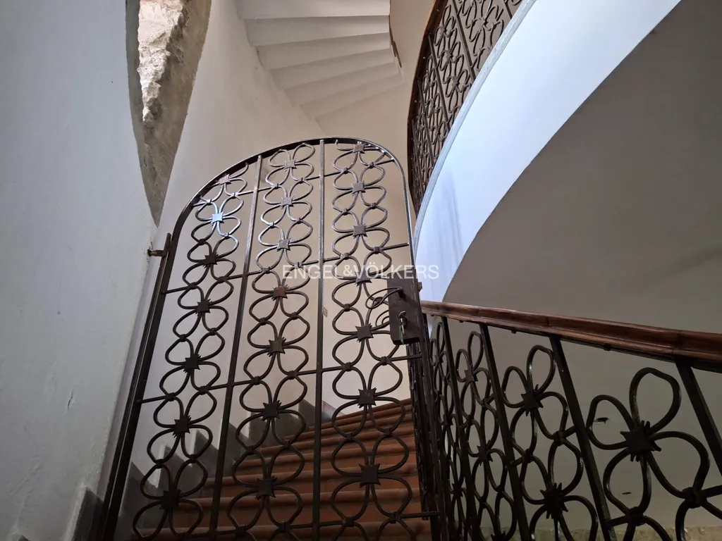 Toad - Medieval Tower with Panoramic Views on Amalfi Coast