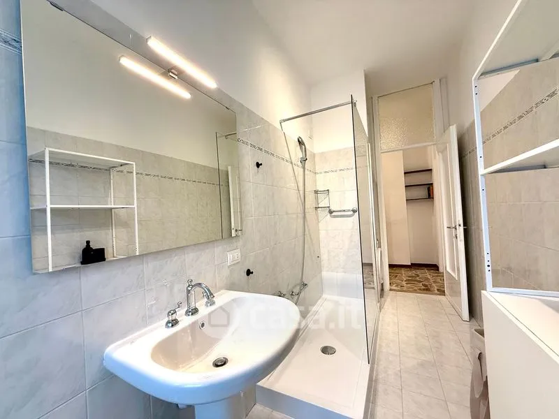 Salles de bain - Bilocale with University Proximity in Bergamo