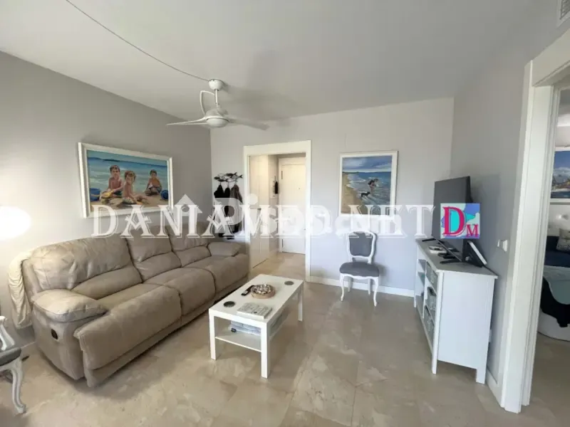 Séjour - Apartment with Pool in Deveses Playa