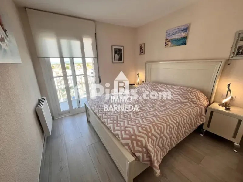 Magamistoad - Reformed Apartment with Sea View in Port Grec