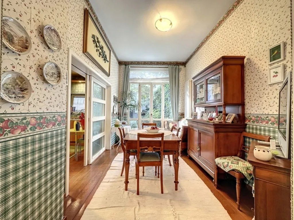 Dining Room - Charming House with Garden in European Quarter