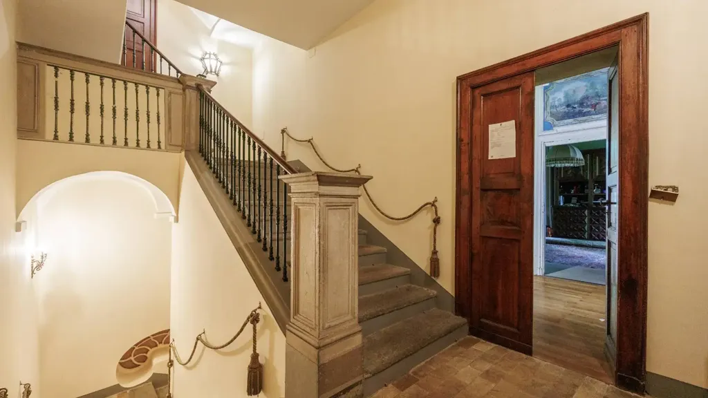 Pièces - Historic Apartment with Panoramic Terrace in Turin