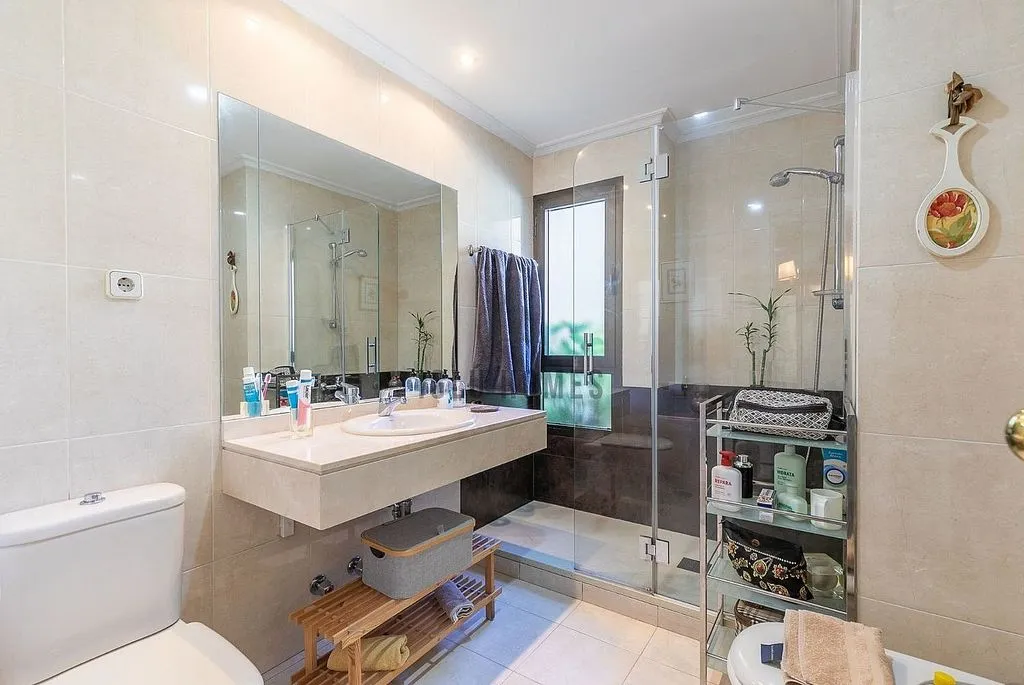 Vannitoad - Apartment with Terrace in Ríos Rosas, Madrid