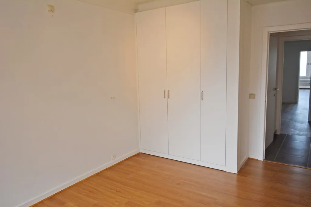 Chambres - Appartement Rénové avec Terrasse à Zeedijk Albertstrand