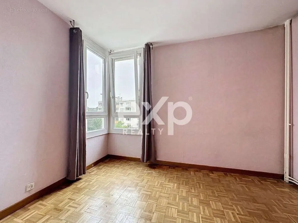 Magamistoad - Apartment with Balcony near Saint-Denis Centre